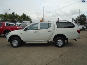 Used Mitsubishi L200 2015 for sale - 75632871: Photo
