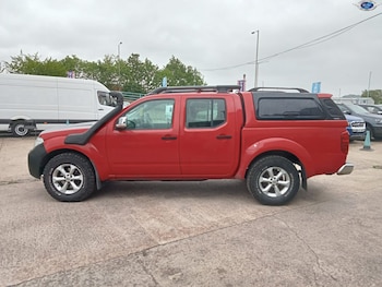 Used Nissan Navara 2010 for sale - 78794694: Photo