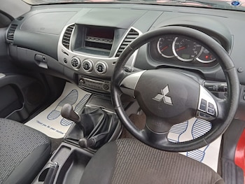 Used Mitsubishi L200 2015 for sale - 76482899: Photo
