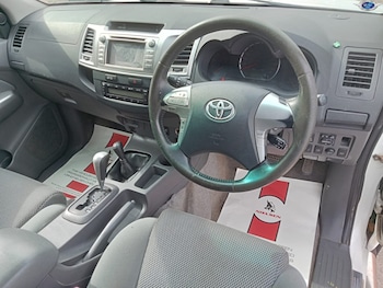 Used Toyota Hilux 2013 for sale - 78961655: Photo