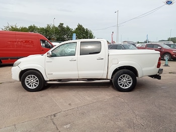 Used Toyota Hilux 2013 for sale - 78961655: Photo