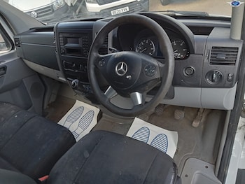 Used Mercedes-Benz Sprinter 2017 for sale - 77851374: Photo