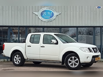 Used Nissan Navara 2011 for sale - 77622423: Photo