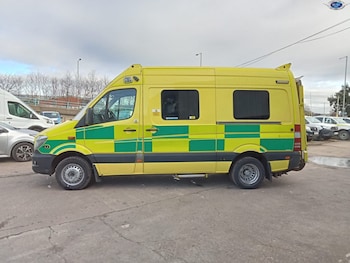 Used Mercedes-Benz Sprinter 2015 for sale - 77766390: Photo