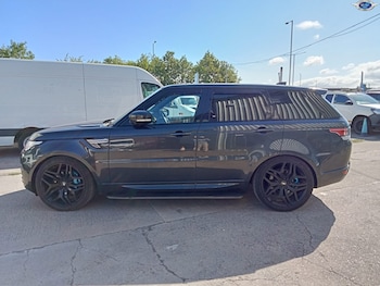 Used Land Rover Range Rover Sport 2017 for sale - 79105106: Photo