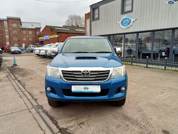 Used Toyota Hilux 2013 for sale - 77008111: Photo