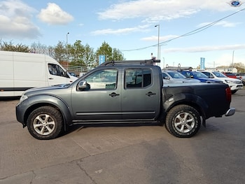 Used Nissan Navara 2011 for sale - 78513817: Photo