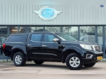 Used Nissan Navara 2016 for sale - 77277376: Photo