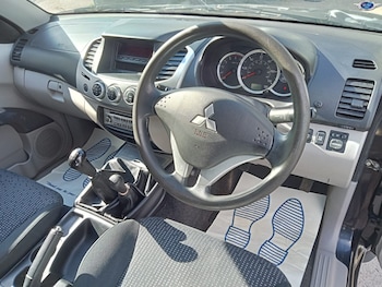 Used Mitsubishi L200 2013 for sale - 79410613: Photo