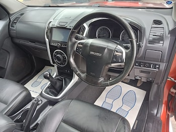 Used Isuzu D-Max 2017 for sale - 79564040: Photo