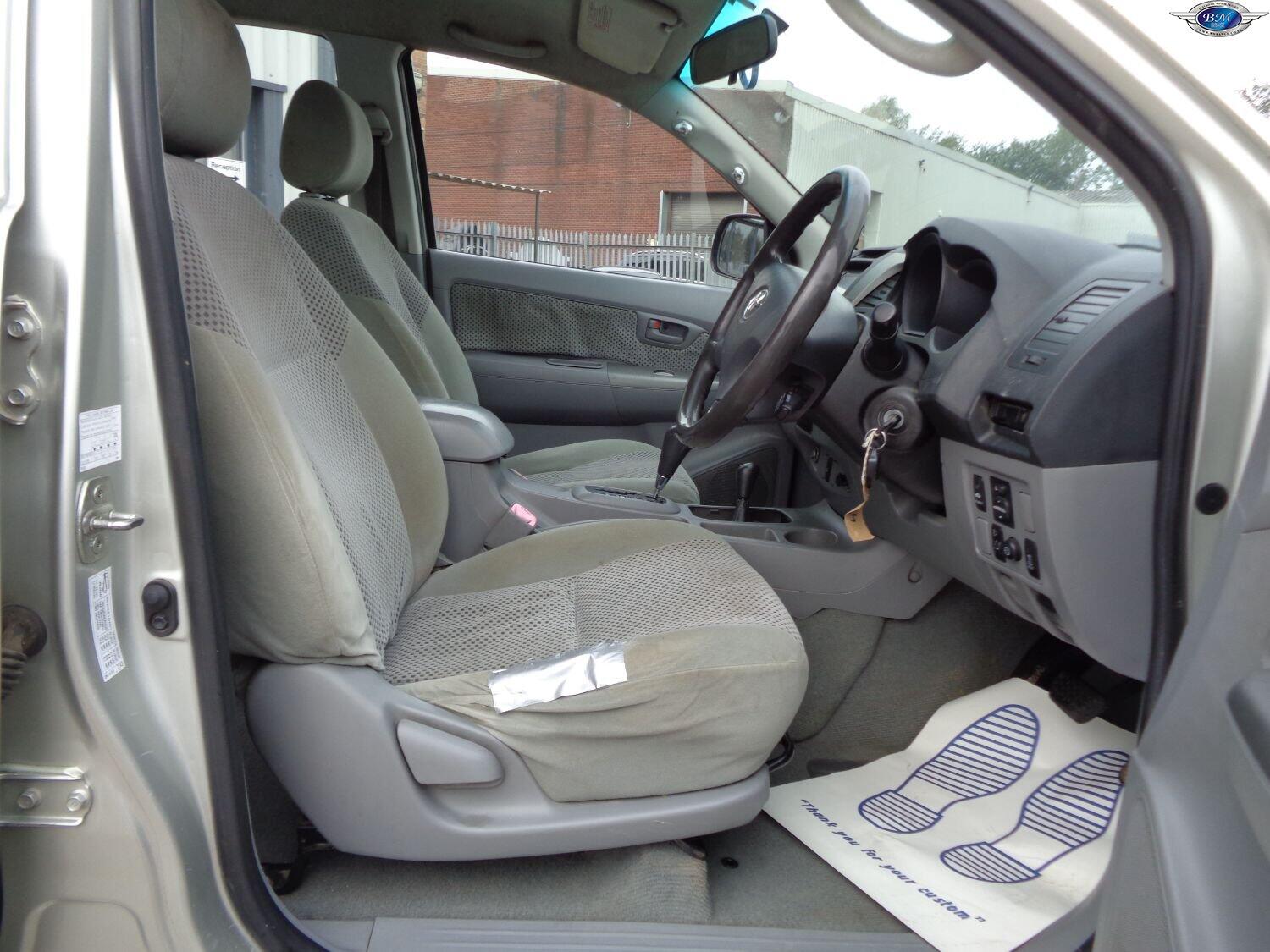 Used Toyota Hilux 2007 for sale - 76019615: Photo 14