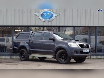 Used Toyota Hilux 2015 for sale - 76347147: Photo