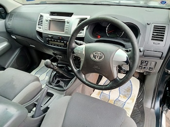 Used Toyota Hilux 2012 for sale - 77357337: Photo