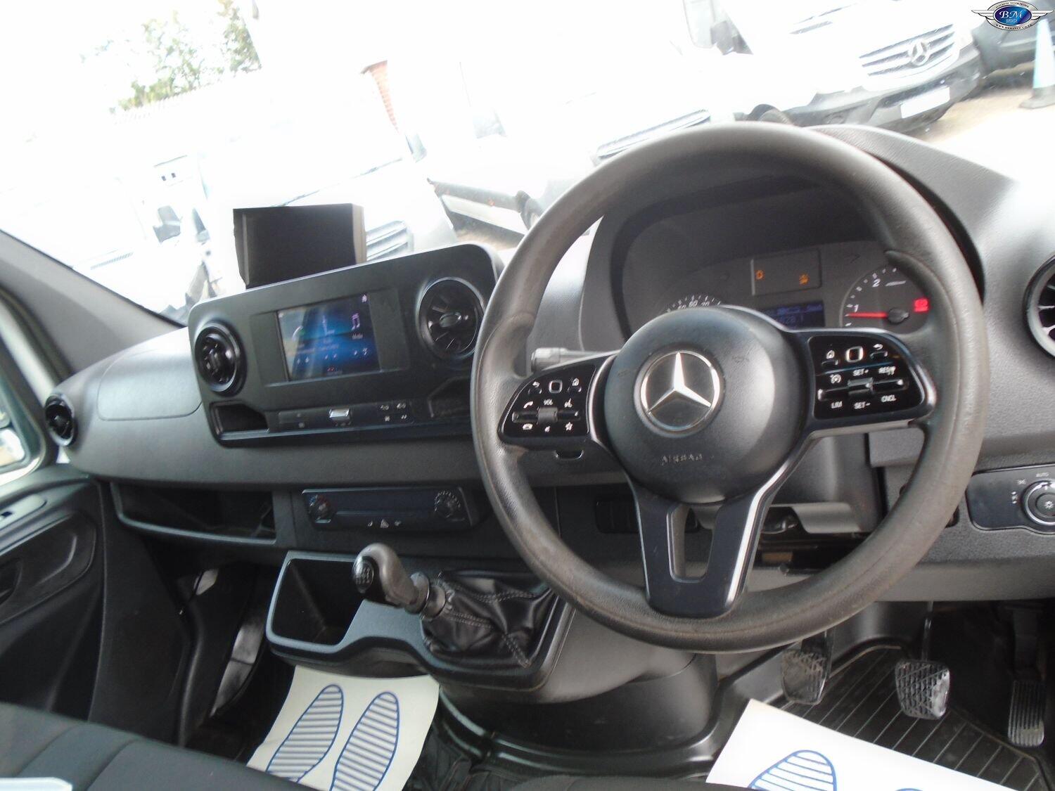 Used Mercedes-Benz Sprinter 2018 for sale - 76845043: Photo 2