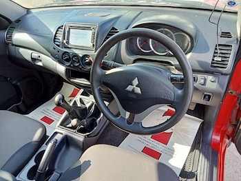 Used Mitsubishi L200 2015 for sale - 78452392: Photo