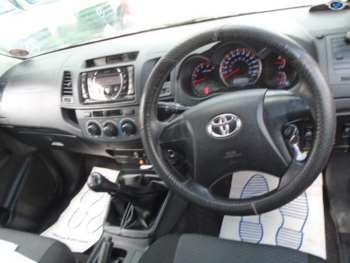 Used Toyota Hilux 2015 for sale - 75048964: Photo