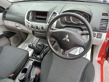 Used Mitsubishi L200 2011 for sale - 76699250: Photo