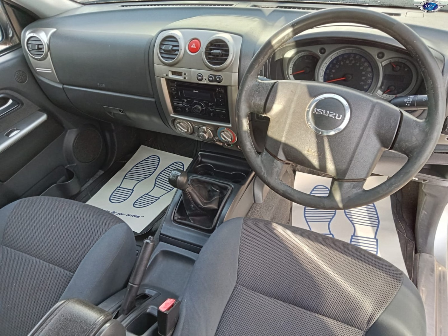 Used Isuzu Rodeo 2010 for sale - 77400053: Photo 2