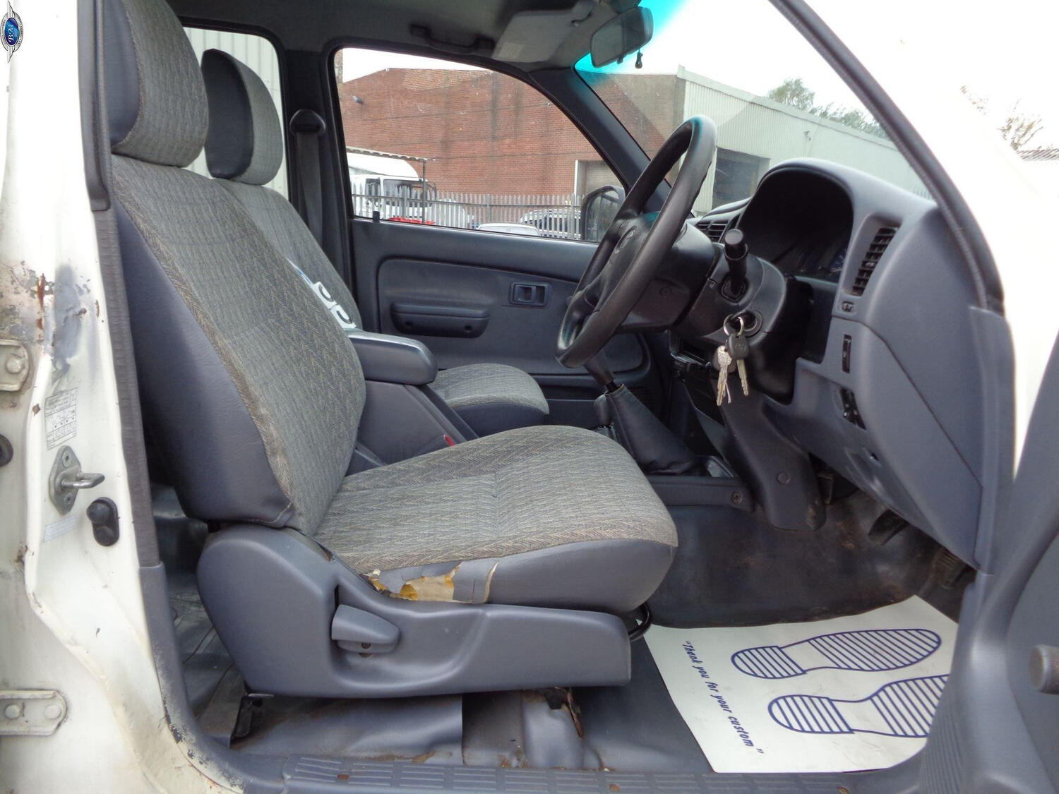 Used Toyota Hilux 2002 for sale - 76128865: Photo 14