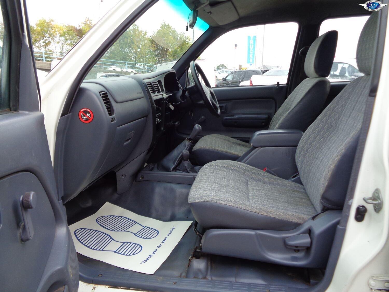 Used Toyota Hilux 2002 for sale - 76128865: Photo 16