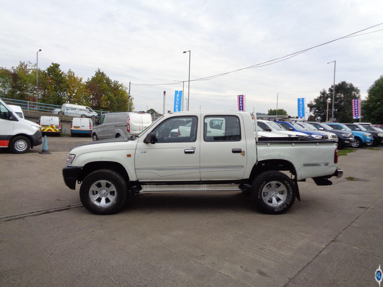 Used Toyota Hilux 2002 for sale - 76128865: Photo 4