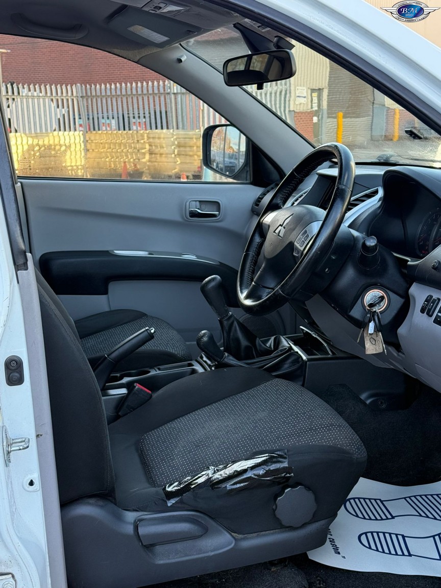 Used Mitsubishi L200 2014 for sale - 76369207: Photo 13
