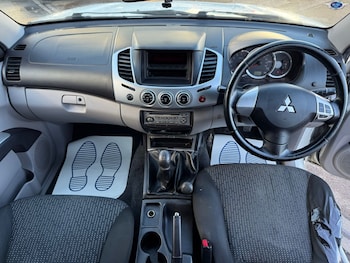 Used Mitsubishi L200 2014 for sale - 76369207: Photo
