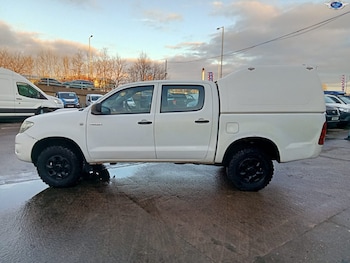 Used Toyota Hilux 2011 for sale - 77201301: Photo
