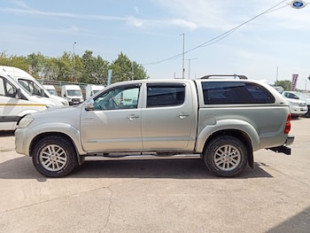 Used Toyota Hilux 2013 for sale - 79211373: Photo
