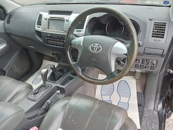 Used Toyota Hilux 2012 for sale - 79608578: Photo