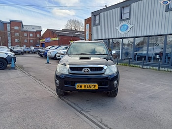 Used Toyota Hilux 2010 for sale - 77822316: Photo