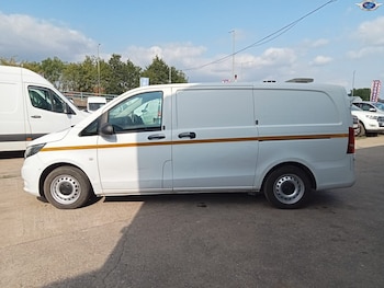 Used Mercedes-Benz Vito 2020 for sale - 79290349: Photo