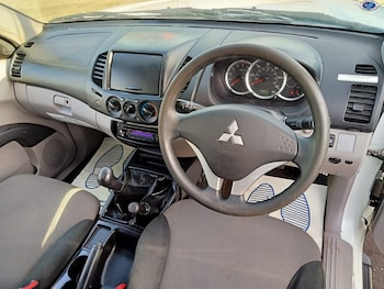 Used Mitsubishi L200 2012 for sale - 77027928: Photo