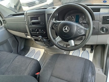 Used Mercedes-Benz Sprinter 2018 for sale - 76687122: Photo