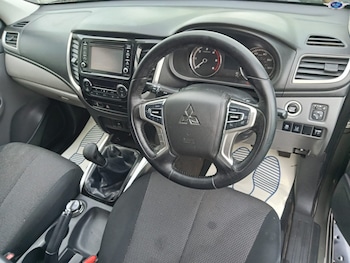 Used Mitsubishi L200 2019 for sale - 76837083: Photo