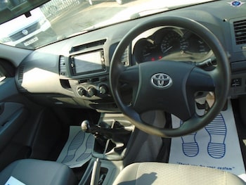 Used Toyota Hilux 2012 for sale - 75517725: Photo
