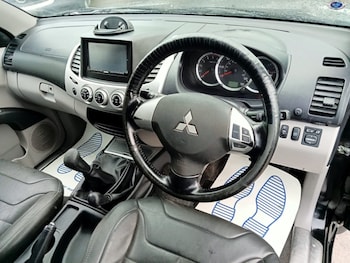 Used Mitsubishi L200 2010 for sale - 77129503: Photo