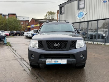Used Nissan Navara 2012 for sale - 76358135: Photo