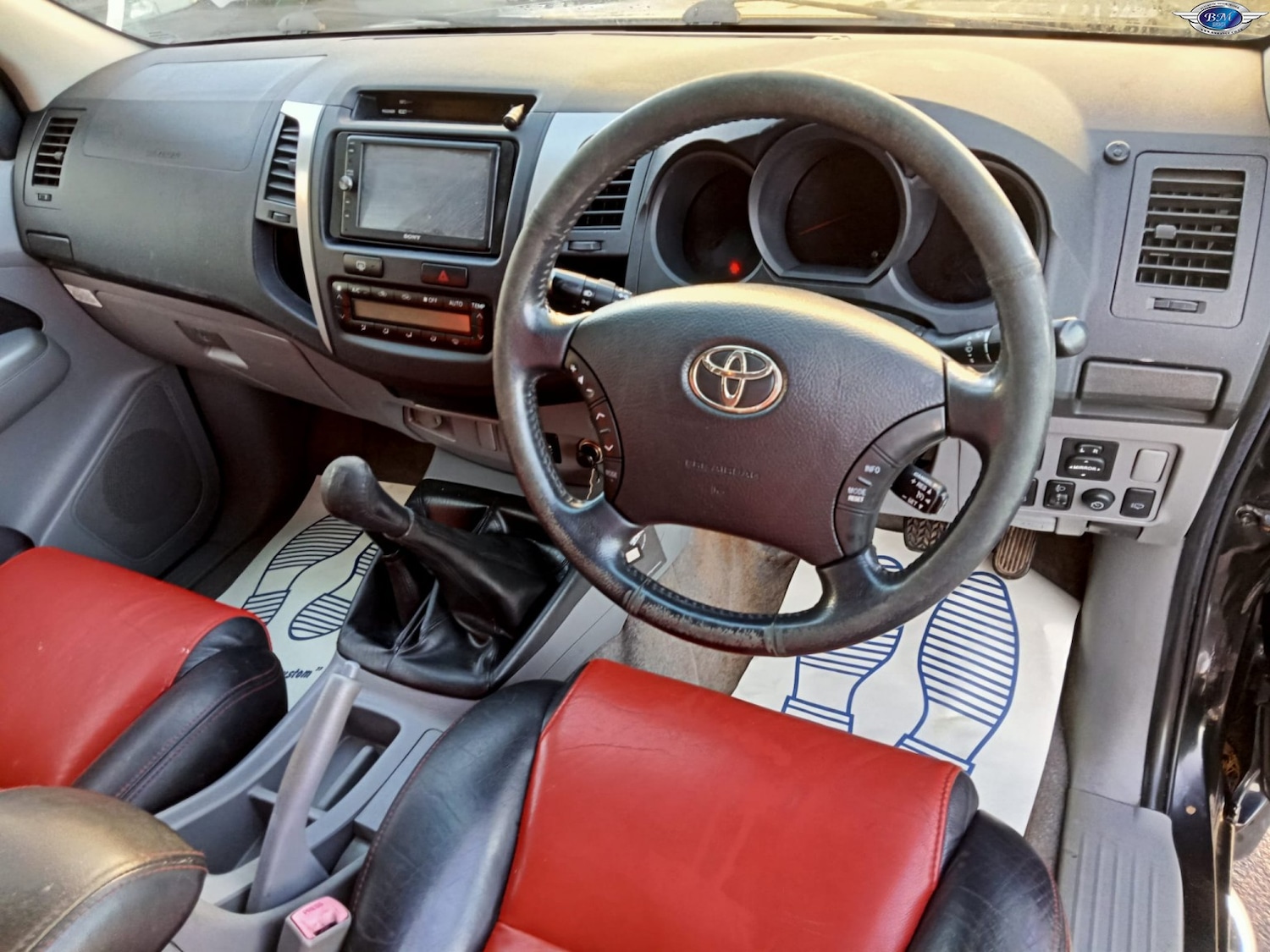 Used Toyota Hilux 2011 for sale - 76986776: Photo 2