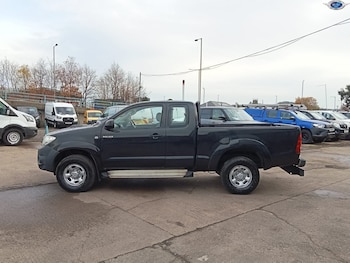 Used Toyota Hilux 2011 for sale - 76471285: Photo