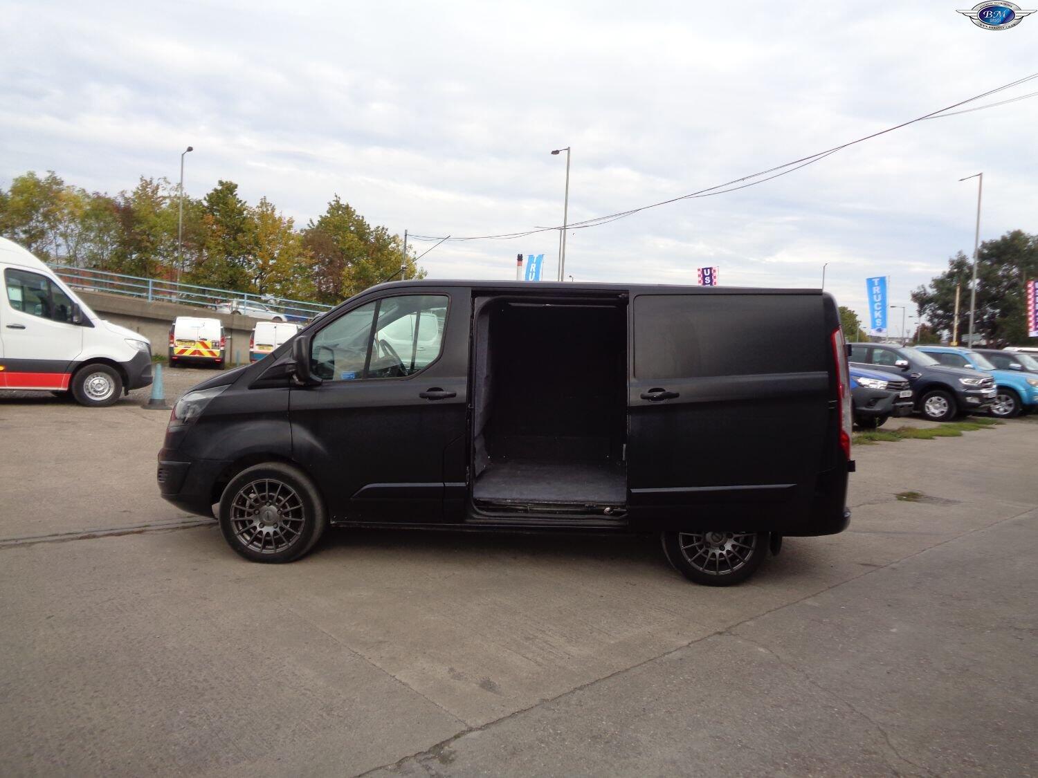 Used Ford Transit Custom 2017 for sale - 76134090: Photo 5