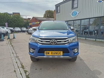 Used Toyota Hilux 2017 for sale - 79644351: Photo