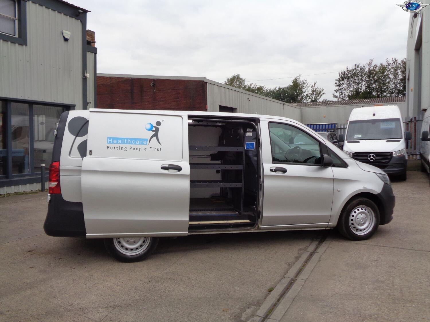 Used Mercedes-Benz Vito 2019 for sale - 76070490: Photo 10