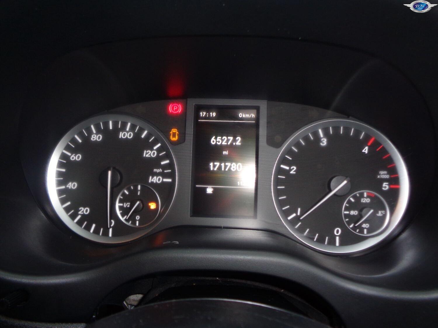 Used Mercedes-Benz Vito 2019 for sale - 76070490: Photo 13