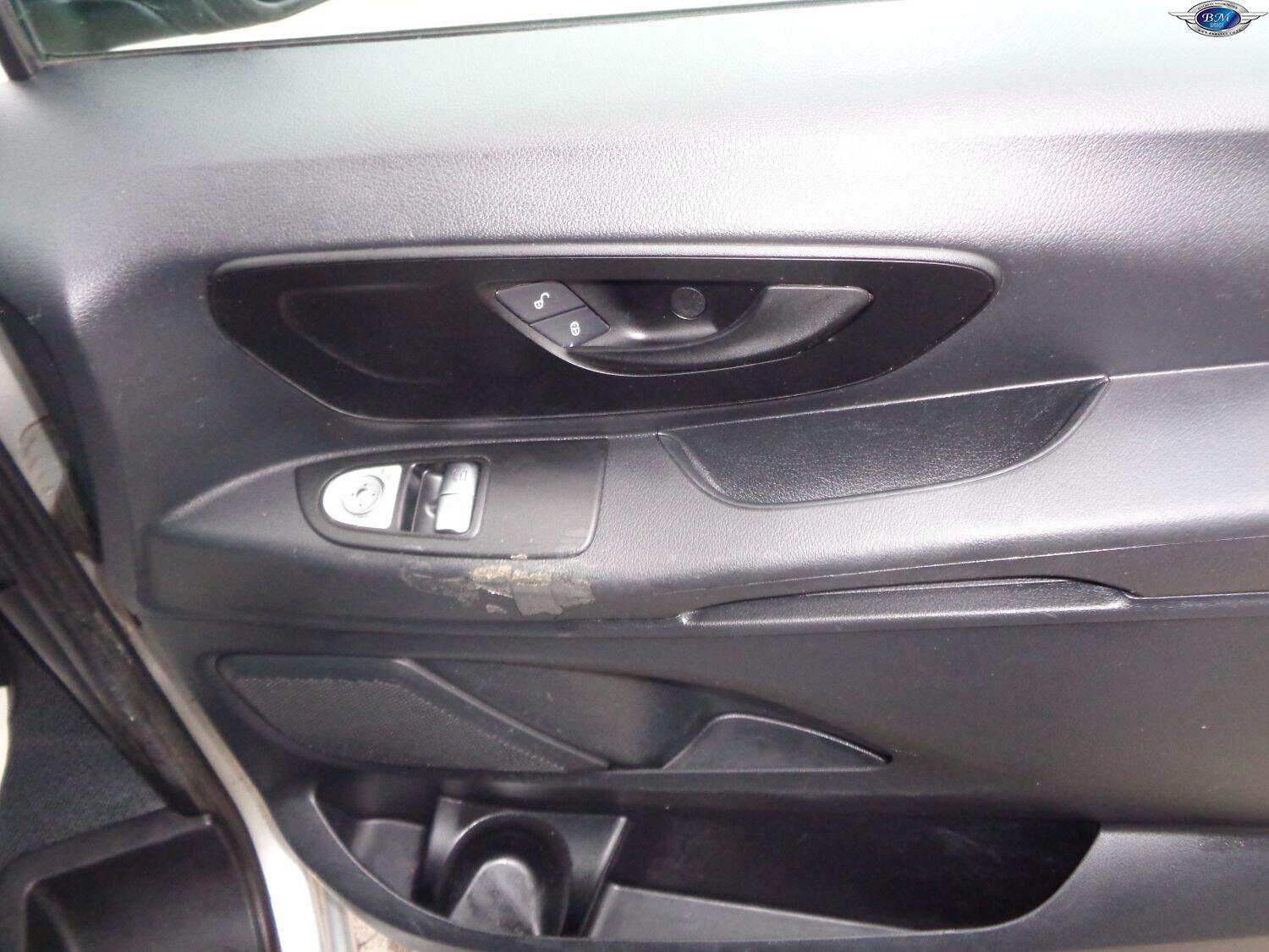 Used Mercedes-Benz Vito 2019 for sale - 76070490: Photo 15