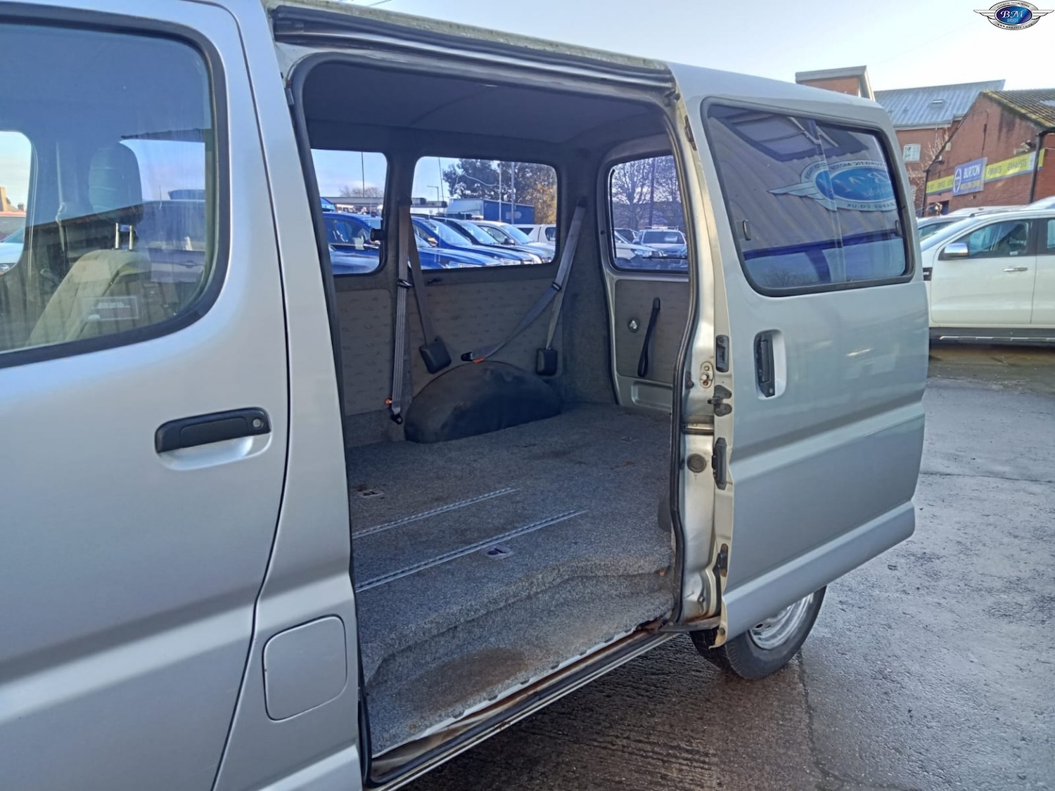 Used Toyota HiAce 2001 for sale - 76687224: Photo 6