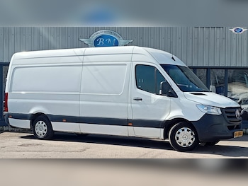 Mercedes-Benz Sprinter feature image