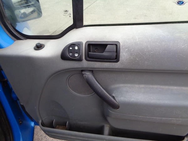 Used Ford Transit Connect 2003 for sale - 76023917: Photo 12