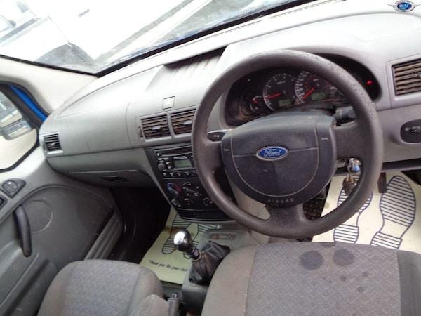 Used Ford Transit Connect 2003 for sale - 76023917: Photo 2