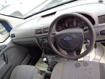 Used Ford Transit Connect 2003 for sale - 76023917: Photo 2